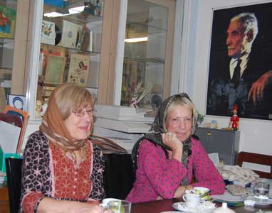 کتابداران سوئدی از موسسه پژوهشی تاریخ ادبیات دیدار کردند